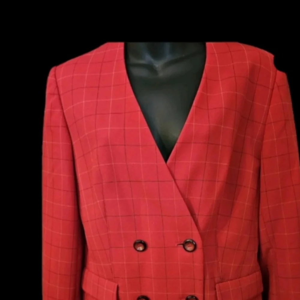 Lady's NYP Red 2 Pic. SUITS size 10
